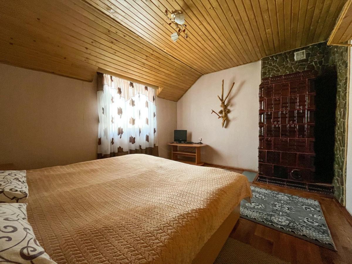 Hotel Гірська Вершина Slavske Esterno foto