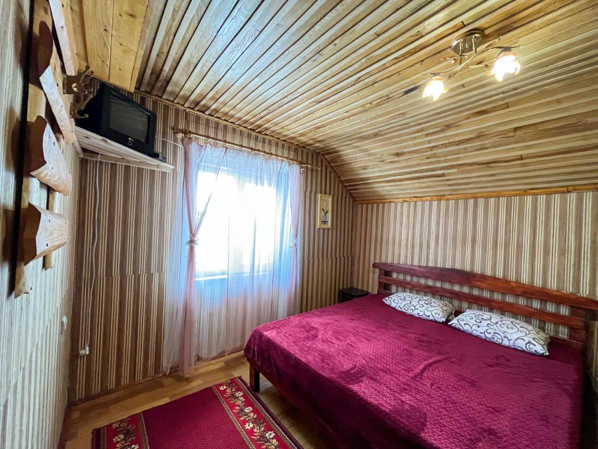 Hotel Гірська Вершина Slavske Esterno foto